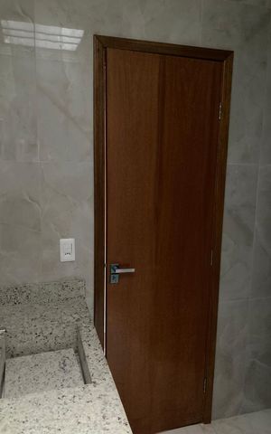 Casa à venda com 80m², 2 quartos e 1 vaga Casa à venda com 80m², 2 quartos e 1 vagaBanheiro