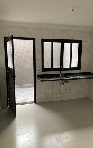 Casa à venda com 80m², 2 quartos e 1 vaga Casa à venda com 80m², 2 quartos e 1 vagaCozinha