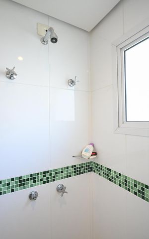 Casa à venda com 480m², 5 quartos e 5 vagasBanheiro Suíte 1