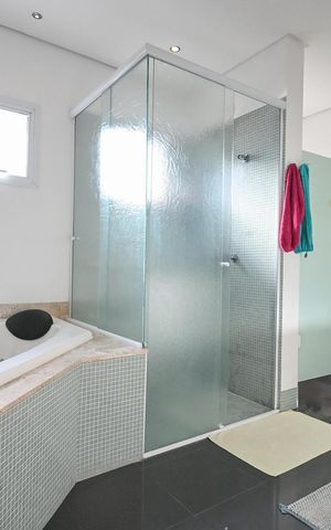 Casa à venda com 480m², 5 quartos e 5 vagasBanheiro Suíte  4