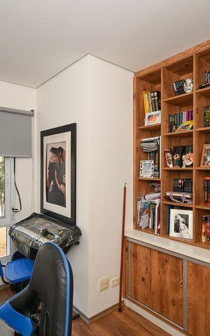 Casa à venda com 480m², 5 quartos e 5 vagasEscritório