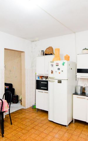 Casa à venda com 230m², 2 quartos e 1 vagaCozinha