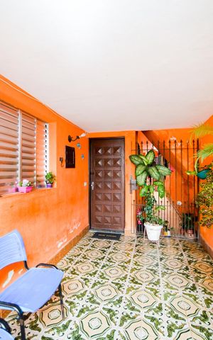 Casa à venda com 230m², 2 quartos e 1 vagaEntrada Social