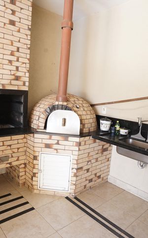 Casa de condomínio à venda com 193m², 4 quartos e 2 vagas
