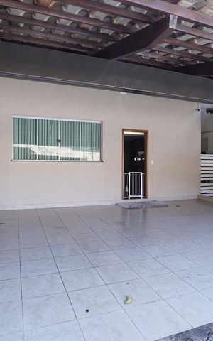 Casa de condomínio à venda com 193m², 4 quartos e 2 vagas