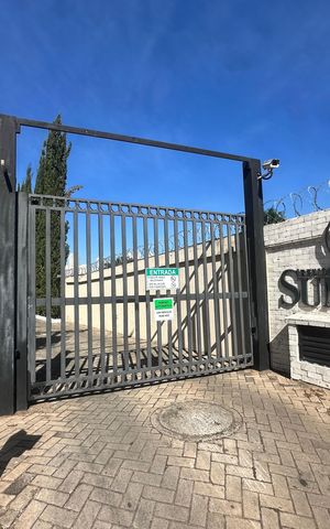 Casa de condomínio à venda com 193m², 4 quartos e 2 vagas