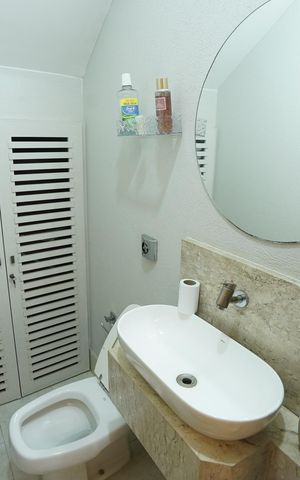 Casa de condomínio à venda com 193m², 4 quartos e 2 vagas
