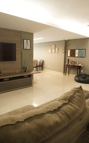 Casa de condomínio à venda com 193m², 4 quartos e 2 vagas