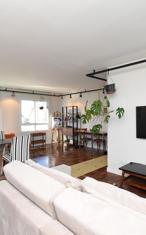 Apartamento à venda com 70m², 1 quarto e 2 vagasSala