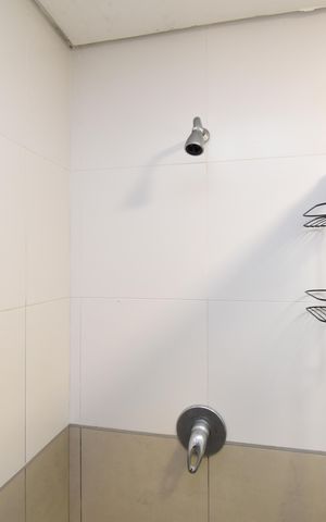 Apartamento à venda com 70m², 1 quarto e 2 vagasBanheiro da Suíte