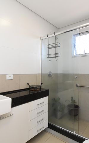 Apartamento à venda com 70m², 1 quarto e 2 vagasBanheiro 2