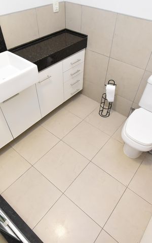 Apartamento à venda com 70m², 1 quarto e 2 vagasBanheiro da Suíte
