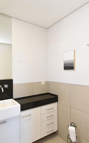 Apartamento à venda com 70m², 1 quarto e 2 vagasBanheiro da Suíte
