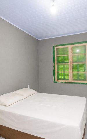 Casa à venda com 420m², 3 quartos e 2 vagas Casa à venda com 420m², 3 quartos e 2 vagasQuarto 2