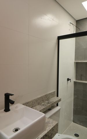Casa à venda com 145m², 3 quartos e 2 vagasBanheiro da Suíte 1