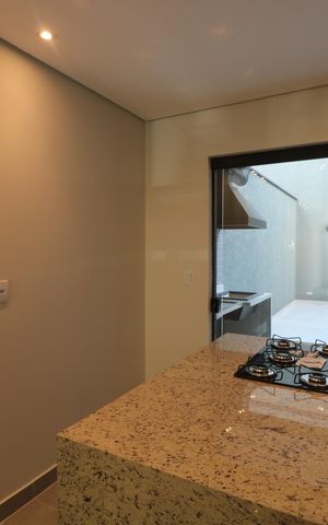 Casa à venda com 145m², 3 quartos e 2 vagasCozinha