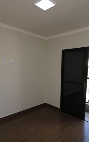 Casa à venda com 145m², 3 quartos e 2 vagasSuíte 3