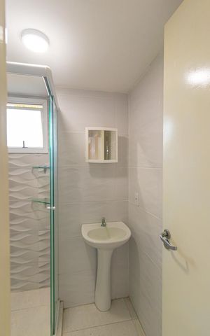 Apartamento à venda com 56m², 3 quartos e 1 vaga Apartamento à venda com 56m², 3 quartos e 1 vagaBanheiro social
