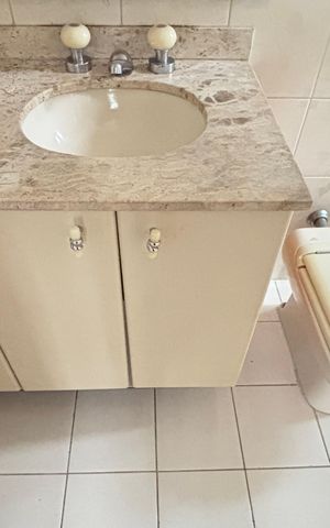 Apartamento para alugar com 112m², 2 quartos e 1 vaga Apartamento para alugar com 112m², 2 quartos e 1 vagaBanheiro da Suíte