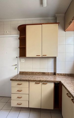 Apartamento para alugar com 112m², 2 quartos e 1 vaga Apartamento para alugar com 112m², 2 quartos e 1 vagaCozinha