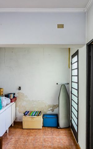 Casa à venda com 130m², 3 quartos e 2 vagas Casa à venda com 130m², 3 quartos e 2 vagasCopa