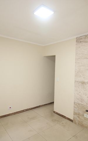 Casa à venda com 60m², 2 quartos e sem vagaSala
