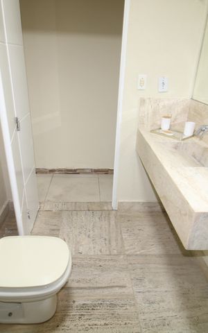 Casa à venda com 60m², 2 quartos e sem vagaBanheiro