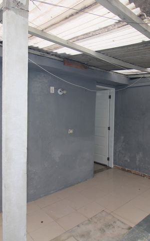 Casa à venda com 60m², 2 quartos e sem vagaÁrea de Serviço