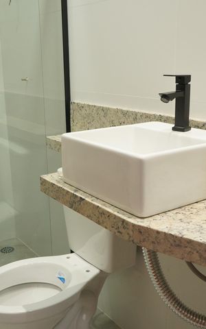 Casa à venda com 150m², 3 quartos e 2 vagasBanheiro da Suíte 2