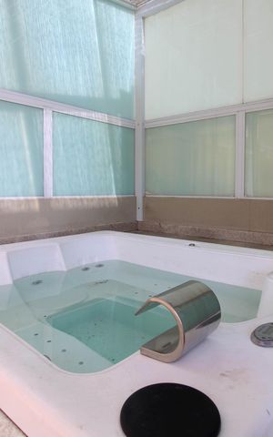 Apartamento à venda com 120m², 1 quarto e 2 vagas Apartamento à venda com 120m², 1 quarto e 2 vagasCobertura