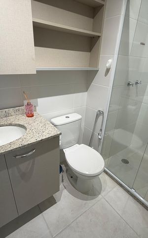 Apartamento para alugar com 55m², 2 quartos e 1 vaga Apartamento para alugar com 55m², 2 quartos e 1 vagaBanheiro da suíte