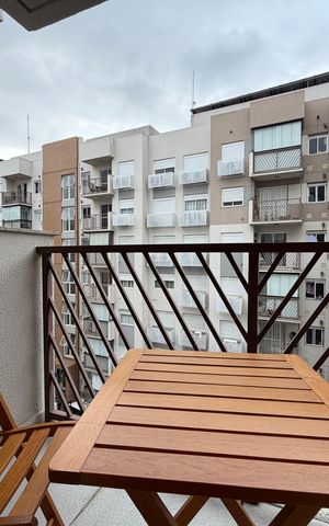 Apartamento para alugar com 55m², 2 quartos e 1 vaga Apartamento para alugar com 55m², 2 quartos e 1 vagaSala - Varanda