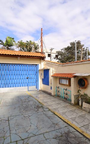 Casa de condomínio à venda com 75m², 2 quartos e 1 vagaGaragem