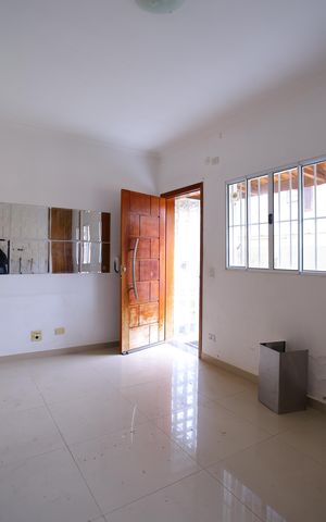 Casa de condomínio à venda com 75m², 2 quartos e 1 vagaSala