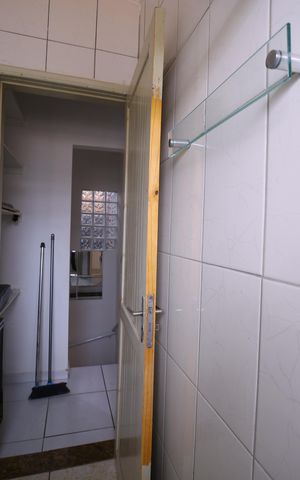Casa de condomínio à venda com 75m², 2 quartos e 1 vagaBanheiro