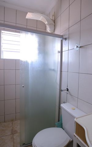 Casa de condomínio à venda com 75m², 2 quartos e 1 vagaBanheiro