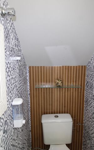 Casa de condomínio à venda com 65m², 2 quartos e 1 vagaLavabo