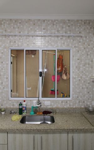 Casa de condomínio à venda com 65m², 2 quartos e 1 vagaCozinha