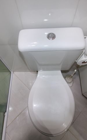 Casa de condomínio à venda com 65m², 2 quartos e 1 vagaQuarto 2 - Banheiro