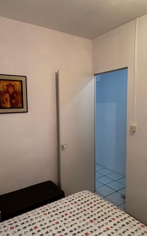 Casa à venda com 138m², 3 quartos e 2 vagas Casa à venda com 138m², 3 quartos e 2 vagasQuarto 1