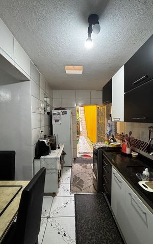 Casa à venda com 138m², 3 quartos e 2 vagas Casa à venda com 138m², 3 quartos e 2 vagasCozinha