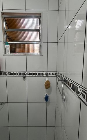 Casa à venda com 138m², 3 quartos e 2 vagas Casa à venda com 138m², 3 quartos e 2 vagasBanheiro da Suíte