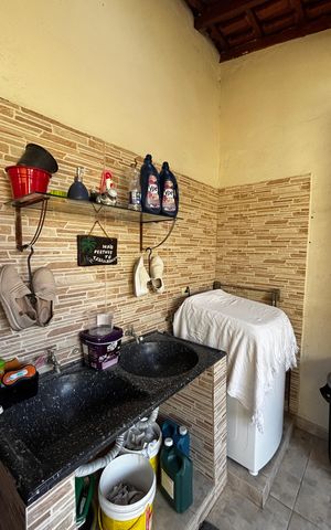 Casa à venda com 138m², 3 quartos e 2 vagas Casa à venda com 138m², 3 quartos e 2 vagasÁrea de Serviço