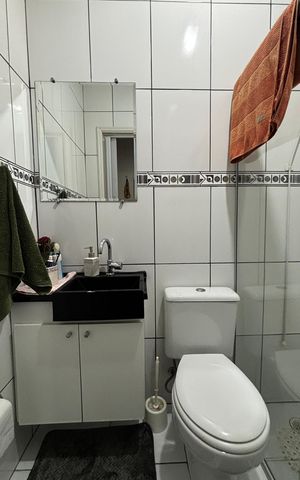 Casa à venda com 138m², 3 quartos e 2 vagas Casa à venda com 138m², 3 quartos e 2 vagasBanheiro da Suíte