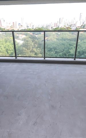 Apartamento à venda com 136m², 3 quartos e 2 vagasVaranda
