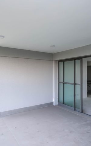 Apartamento à venda com 136m², 3 quartos e 2 vagasVaranda