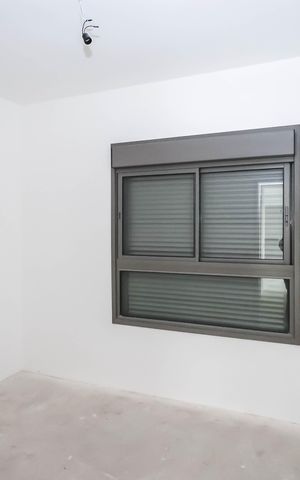 Apartamento à venda com 136m², 3 quartos e 2 vagasSuíte 2
