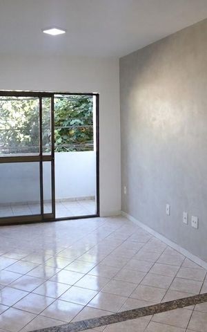 Casa à venda com 420m², 2 quartos e sem vaga Casa à venda com 420m², 2 quartos e sem vagaSala