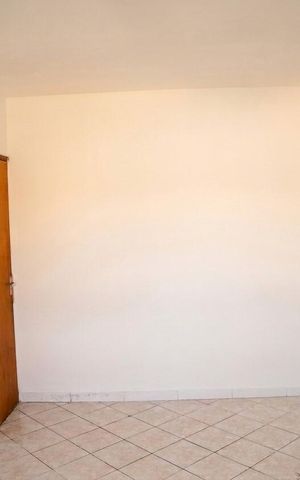Casa à venda com 420m², 2 quartos e sem vaga Casa à venda com 420m², 2 quartos e sem vagaQuarto