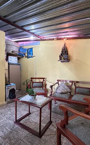 Casa à venda com 70m², 2 quartos e 1 vaga